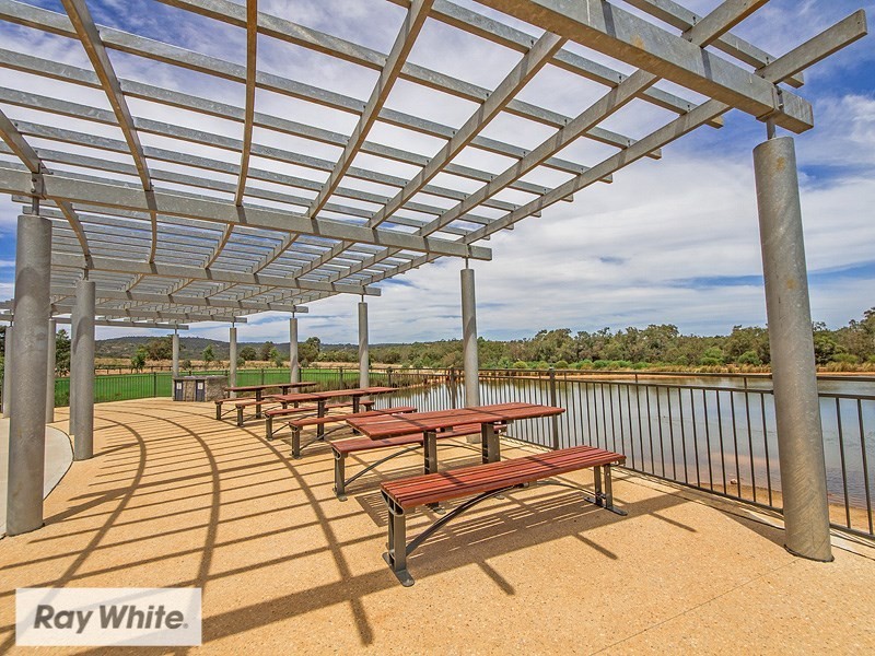 16 Litchfield Promenade, Jane Brook WA 6056