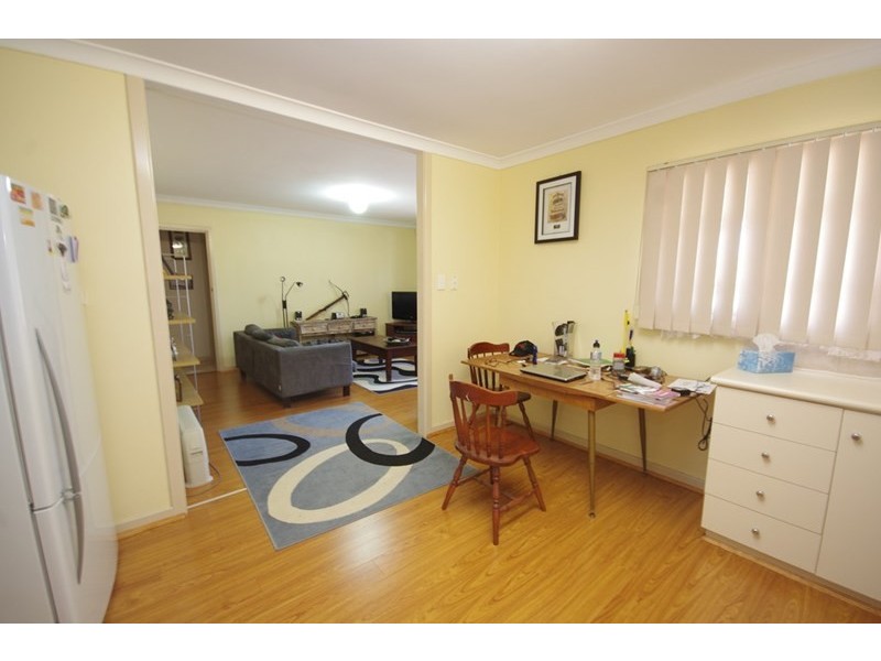 15b Shalford Way, Girrawheen WA 6064