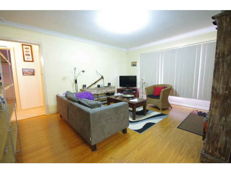 15b Shalford Way, Girrawheen WA 6064