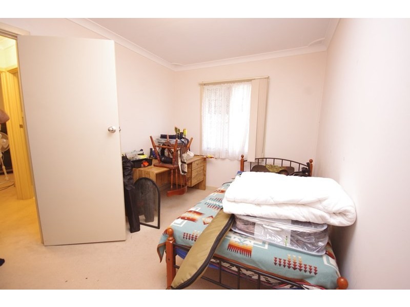 15b Shalford Way, Girrawheen WA 6064