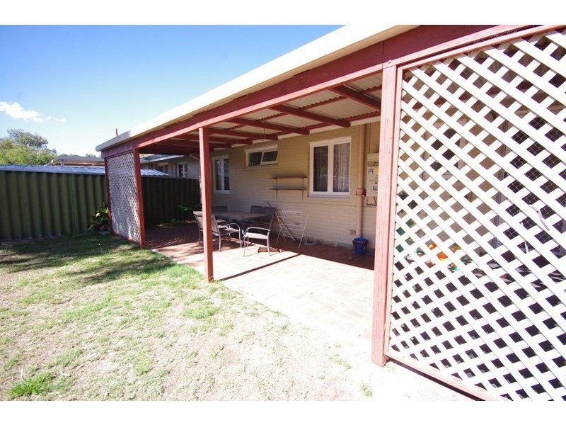 15b Shalford Way, Girrawheen WA 6064