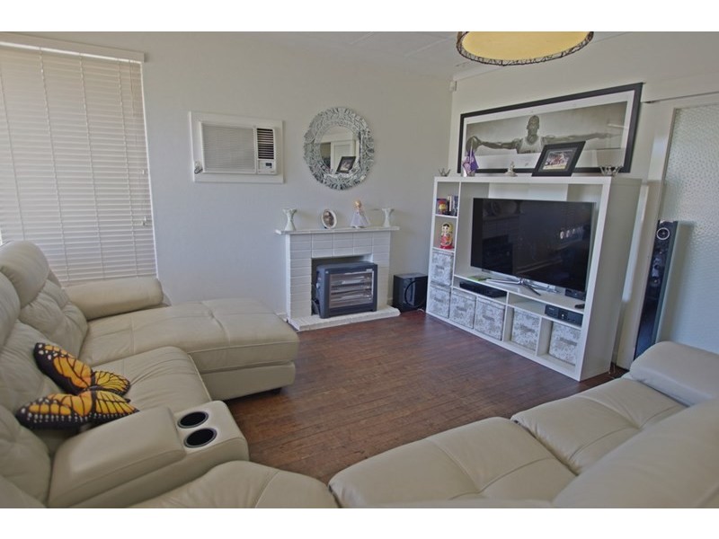 9 Wolya Way, Westminster WA 6061