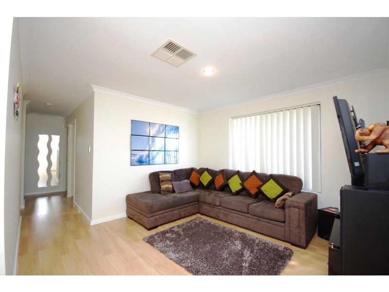 43a Birchley Square, Balga WA 6061