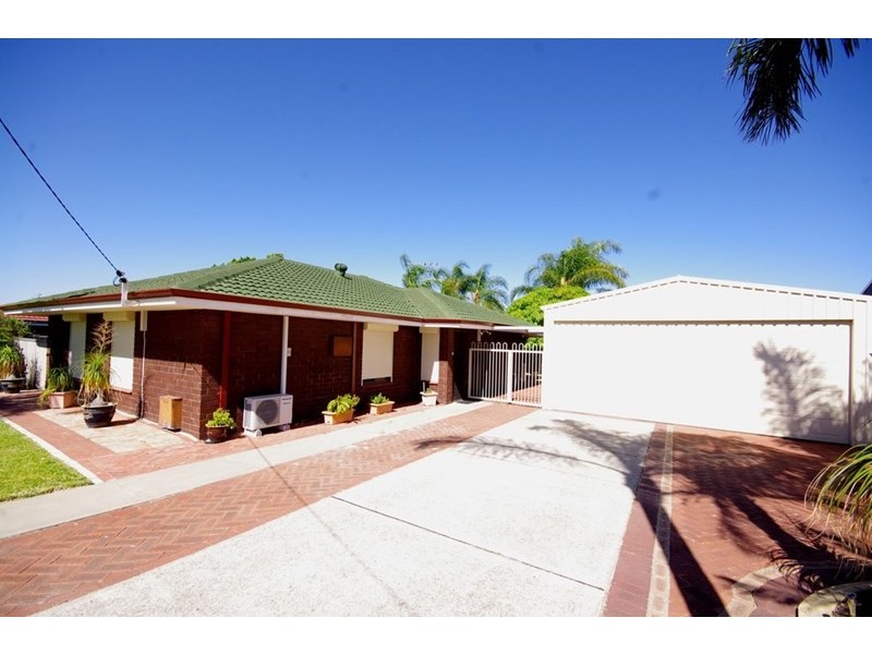 33 Furness Way, Koondoola WA 6064