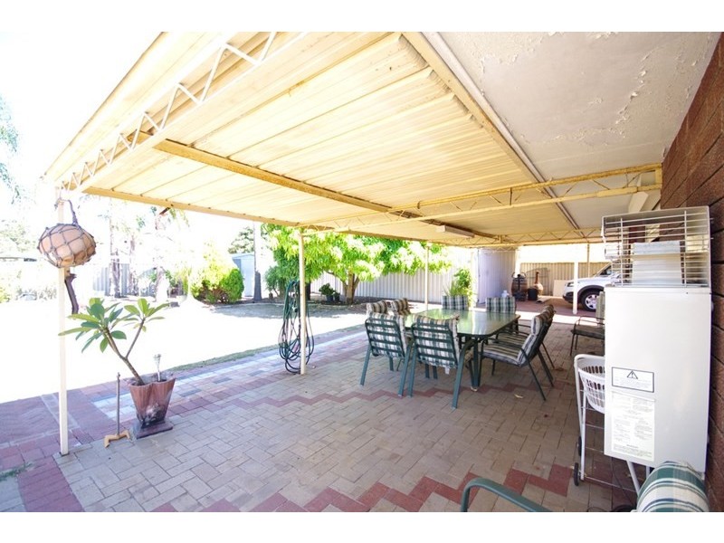 33 Furness Way, Koondoola WA 6064