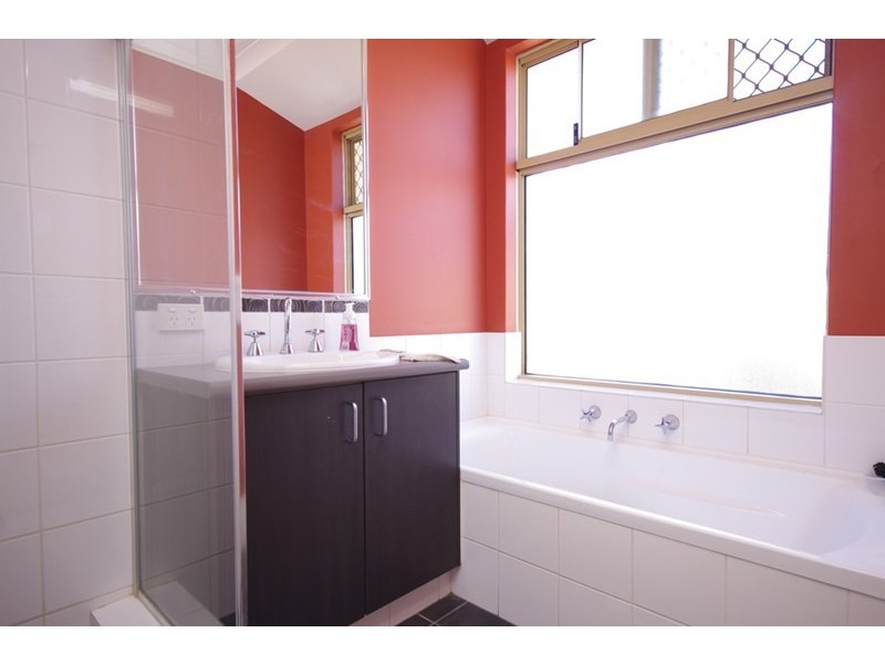 21 Serrata Road, Banksia Grove WA 6031