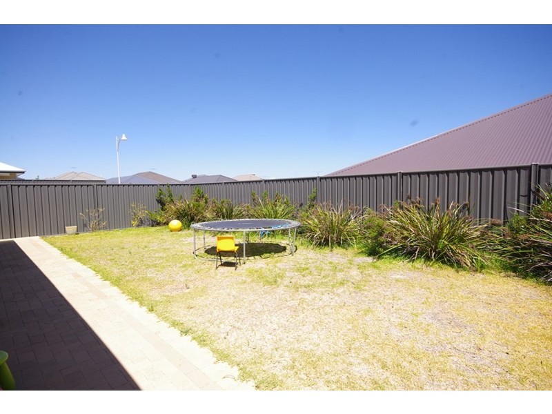 21 Serrata Road, Banksia Grove WA 6031