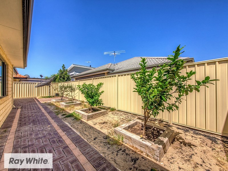 43 Marginson Drive, Landsdale WA 6065