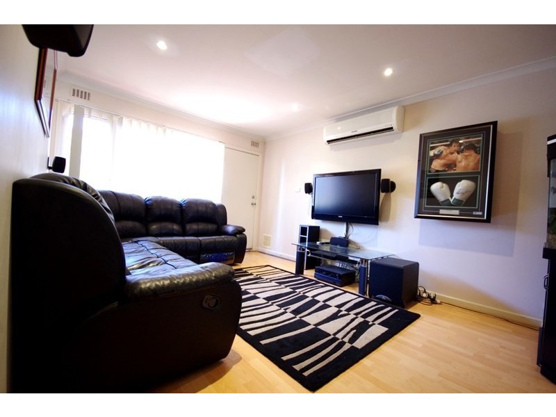 4a Connell Way, Girrawheen WA 6064