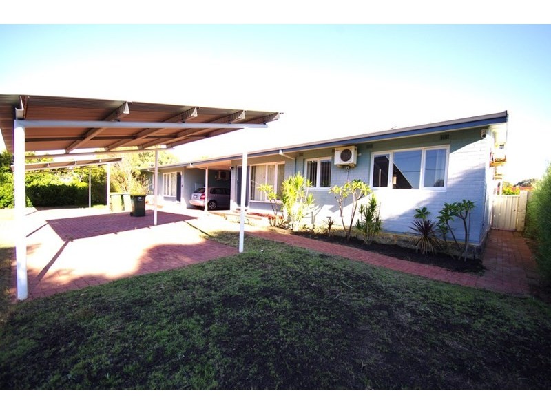 4a Connell Way, Girrawheen WA 6064