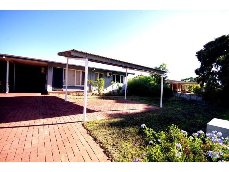 4a Connell Way, Girrawheen WA 6064