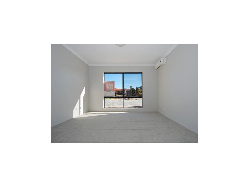 64 Jones Street, Stirling WA 6021