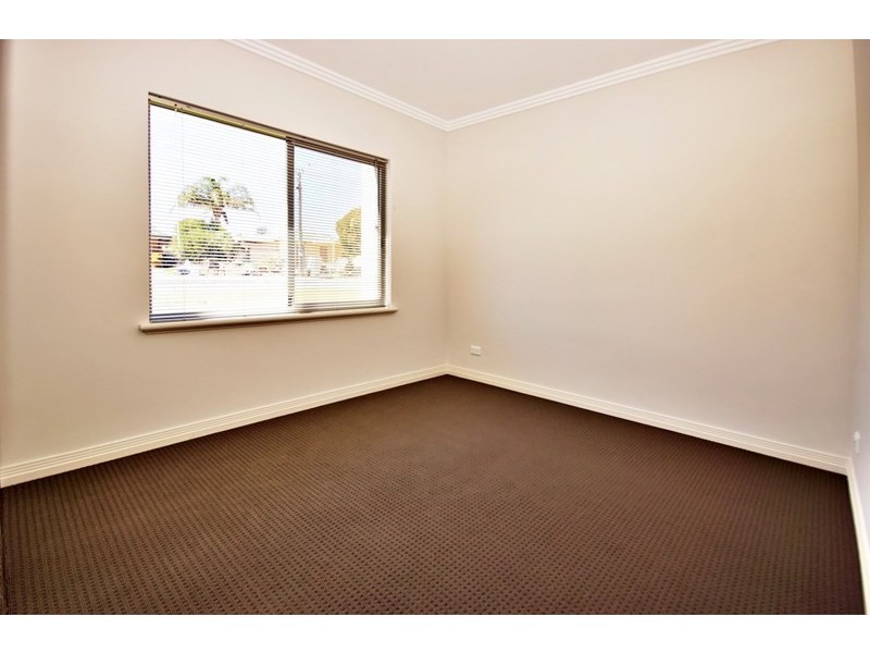 28 Hepburn Way, Balga WA 6061