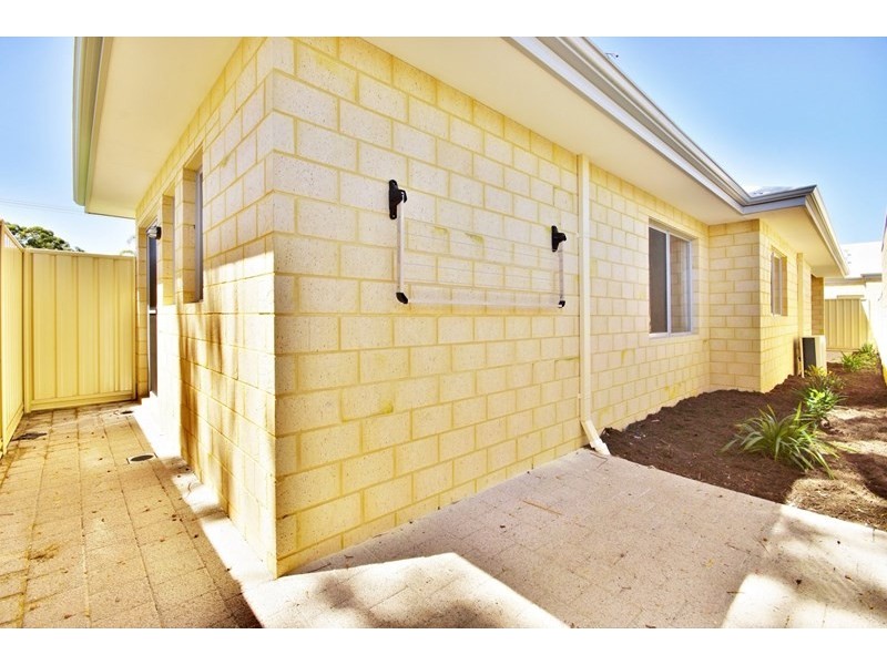 28 Hepburn Way, Balga WA 6061