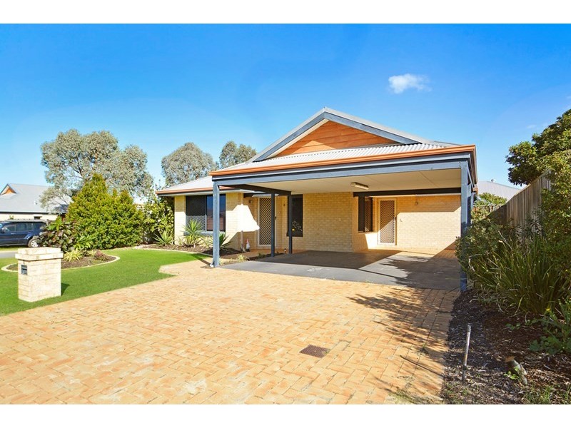 8 Wanarra Close, Ellenbrook WA 6069