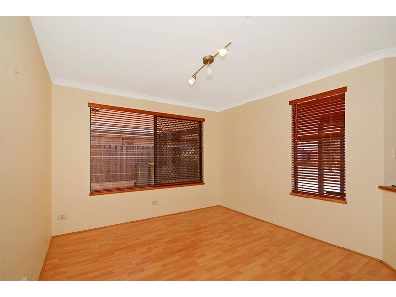 8 Wanarra Close, Ellenbrook WA 6069