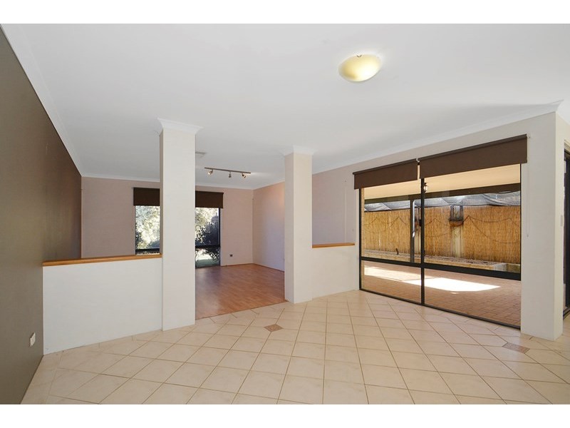 8 Wanarra Close, Ellenbrook WA 6069