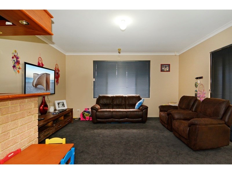 9 Cashmere Gardens, Ballajura WA 6066