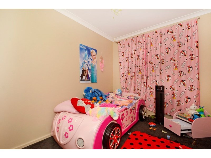 9 Cashmere Gardens, Ballajura WA 6066