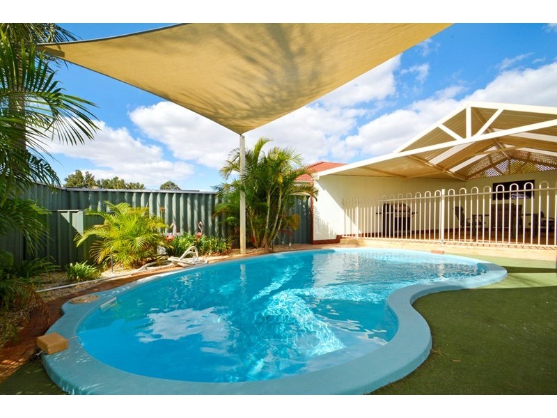 9 Cashmere Gardens, Ballajura WA 6066