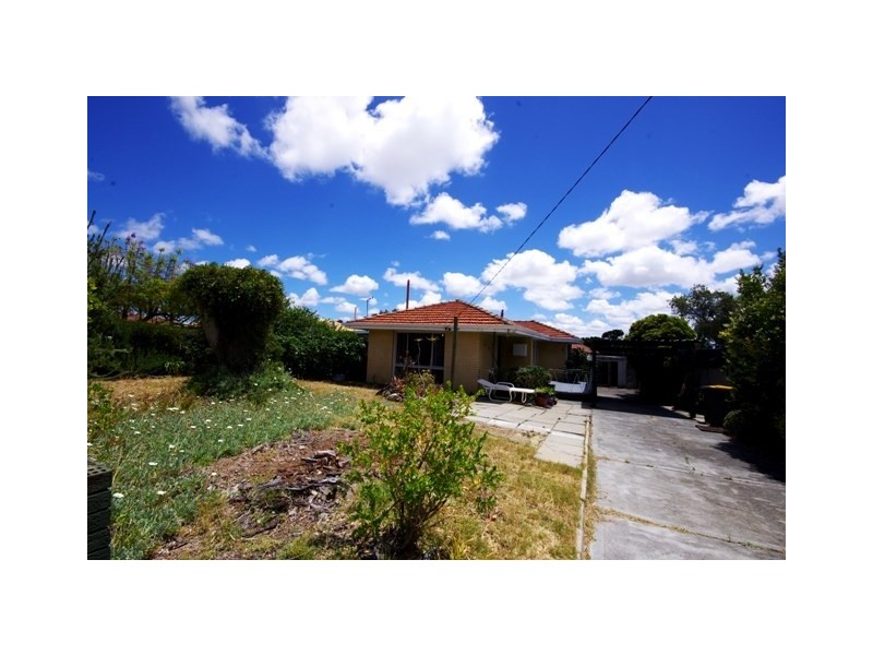 38 Connell Way, Girrawheen WA 6064