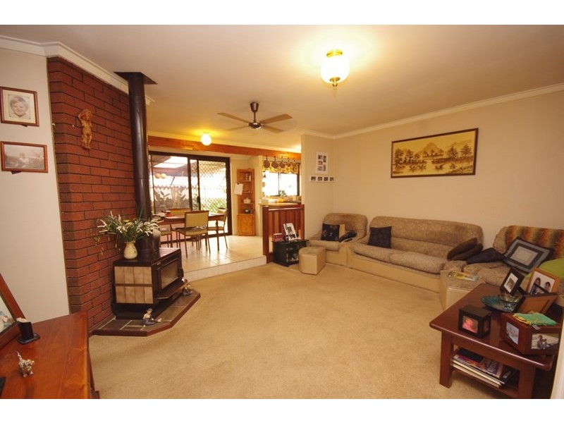 5 Pallens Grove, Mirrabooka WA 6061