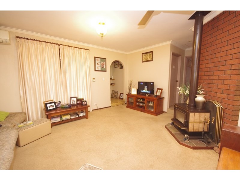 5 Pallens Grove, Mirrabooka WA 6061