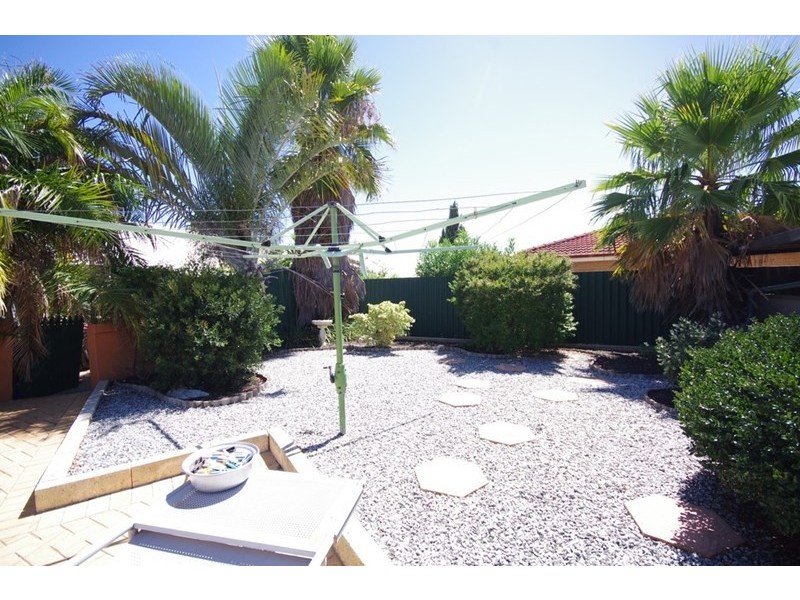 5 Pallens Grove, Mirrabooka WA 6061