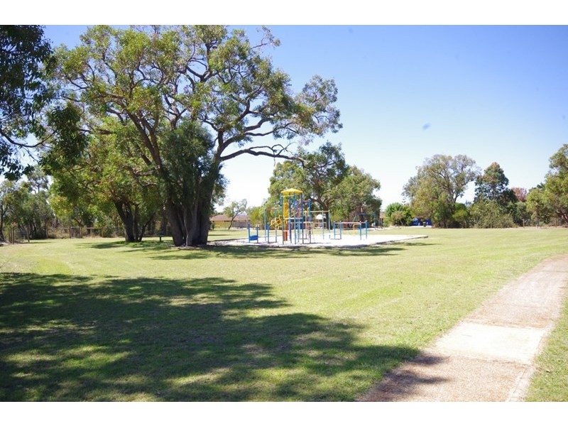 5 Pallens Grove, Mirrabooka WA 6061