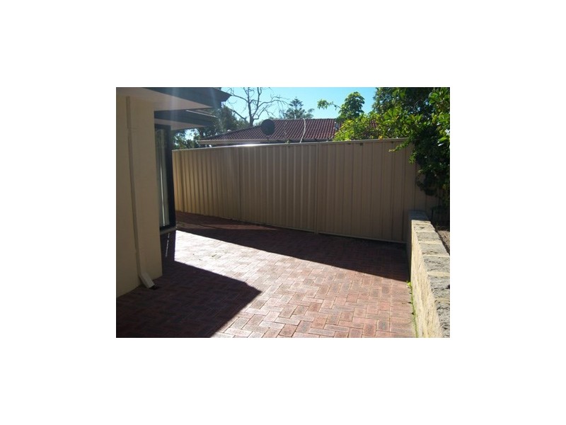 32 Gibb Crescent, Westminster WA 6061