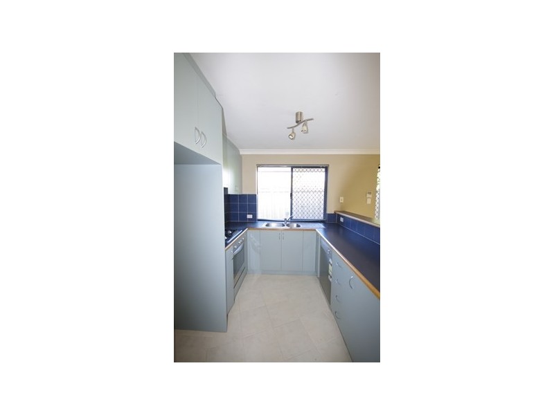 32 Gibb Crescent, Westminster WA 6061