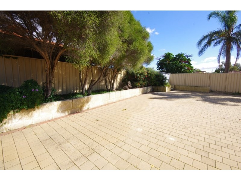 17 Downy Green, Mirrabooka WA 6061