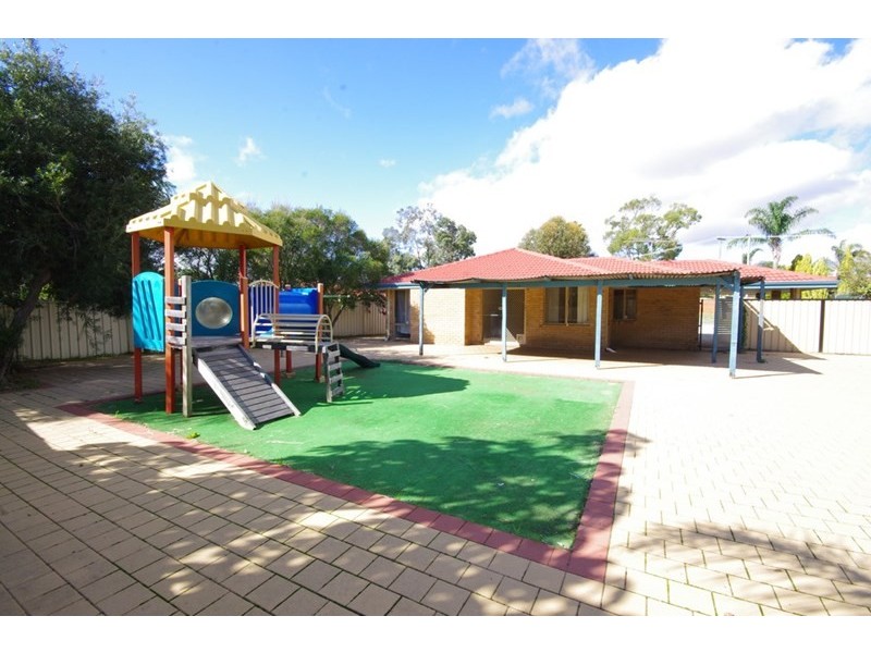 17 Downy Green, Mirrabooka WA 6061