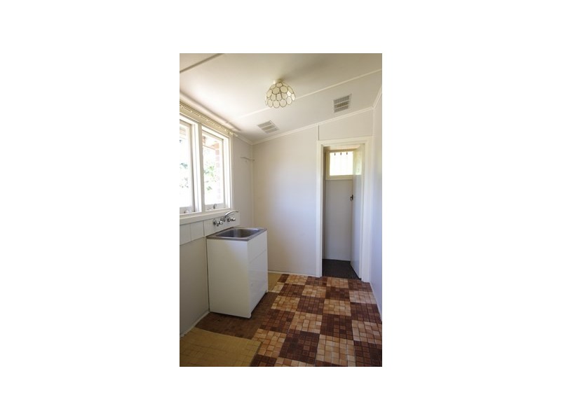 4 Stoke Court, Girrawheen WA 6064