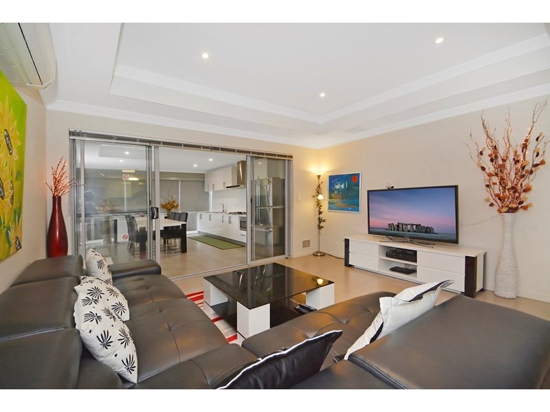 5 Elmdon Link, Landsdale WA 6065