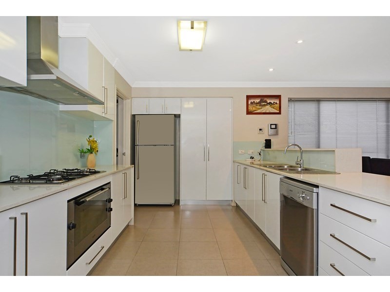 5 Elmdon Link, Landsdale WA 6065