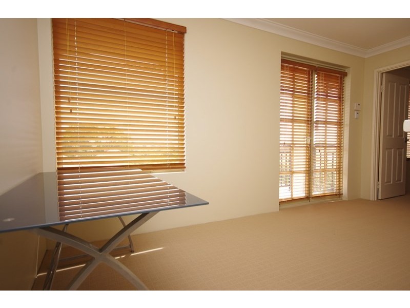 14 Oxford Street, Maylands WA 6051