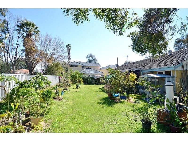 5 Elward Place, Balga WA 6061