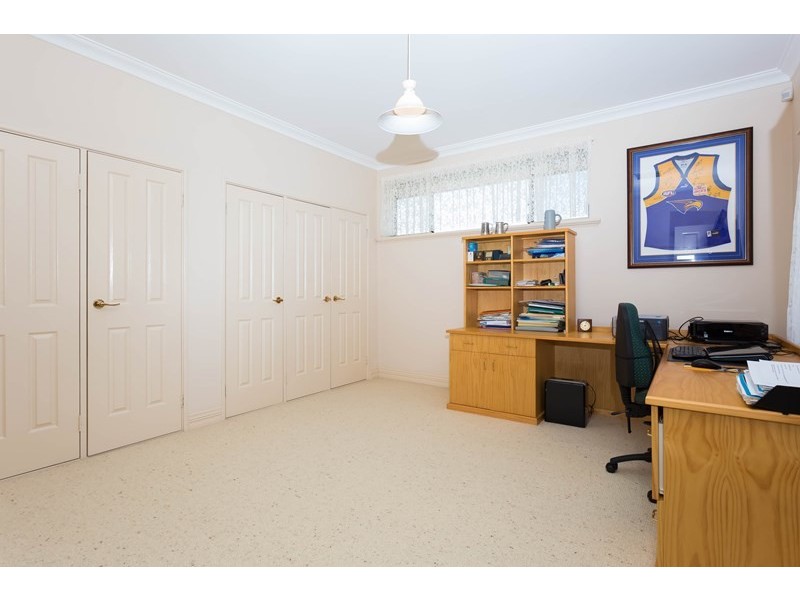 36 Kishorn Road, Applecross WA 6153