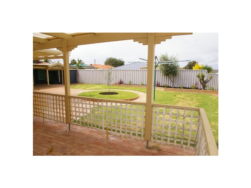 14 The Avenue, Alexander Heights WA 6064