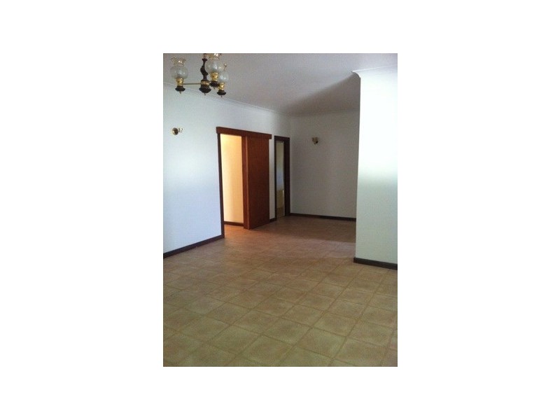 33 Maurice Street, Embleton WA 6062