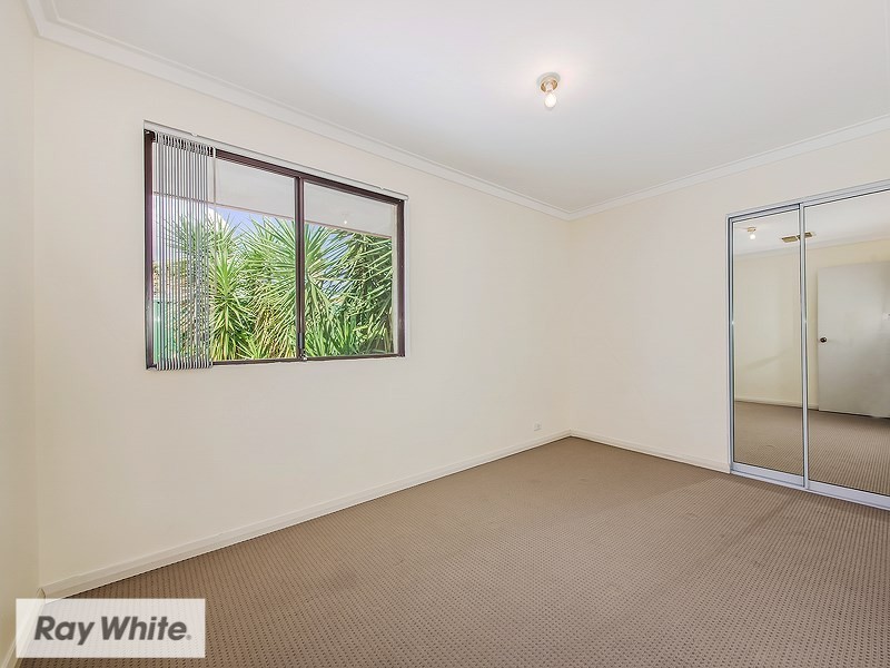 6 Vallack Grove, Mirrabooka WA 6061