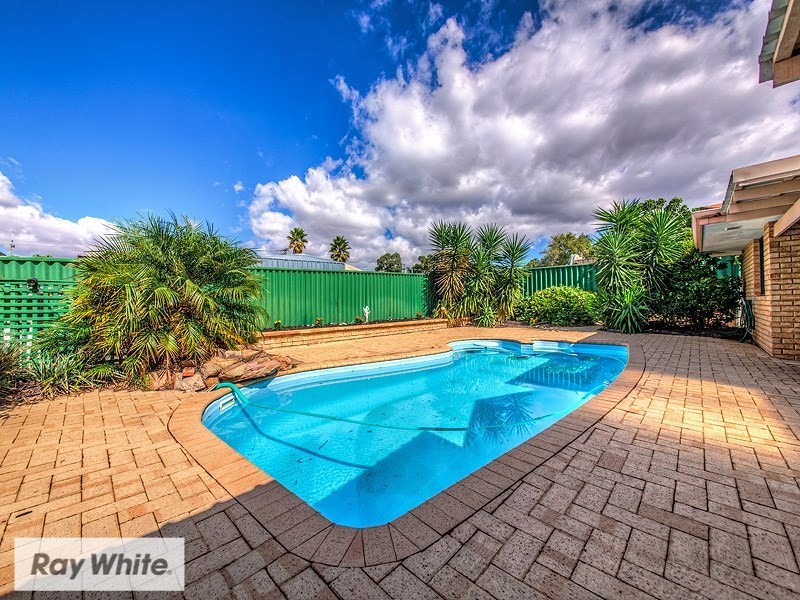 6 Vallack Grove, Mirrabooka WA 6061