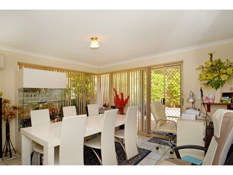 2 Frangipani Loop, Marangaroo WA 6064