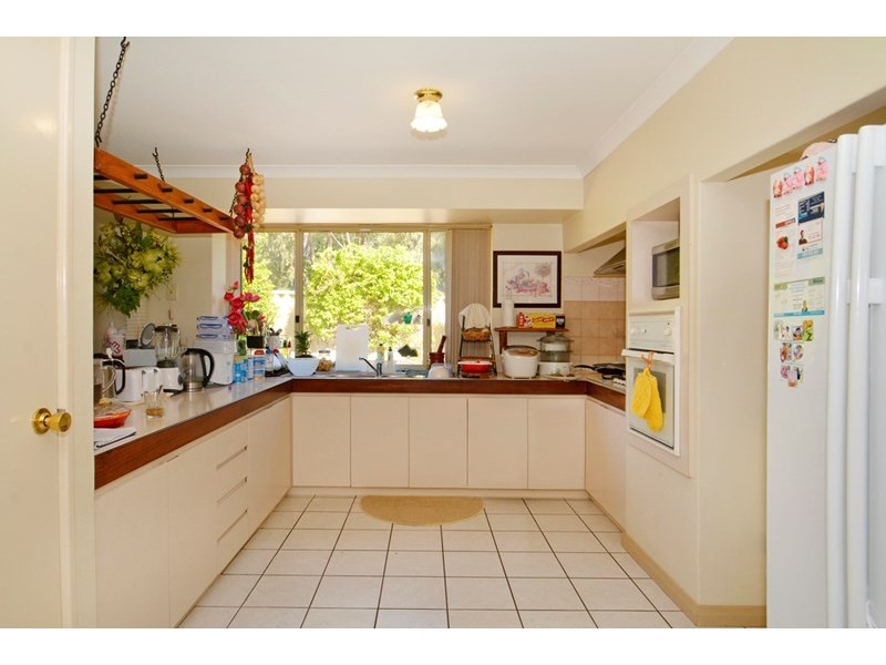 2 Frangipani Loop, Marangaroo WA 6064