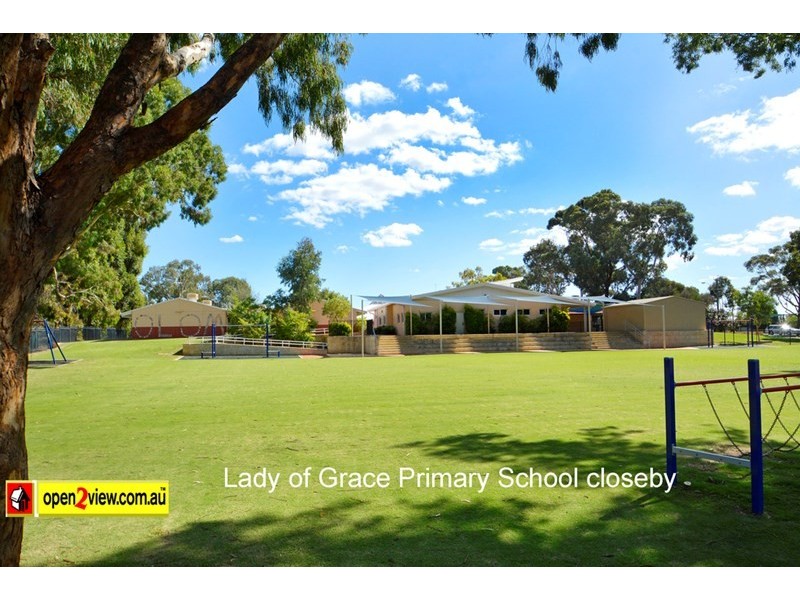 2 Frangipani Loop, Marangaroo WA 6064