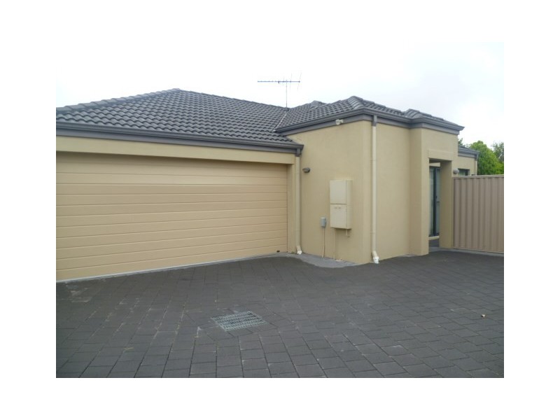 11b Eastdene Circle, Nollamara WA 6061