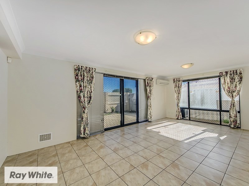34D Newhaven Way, Nollamara WA 6061