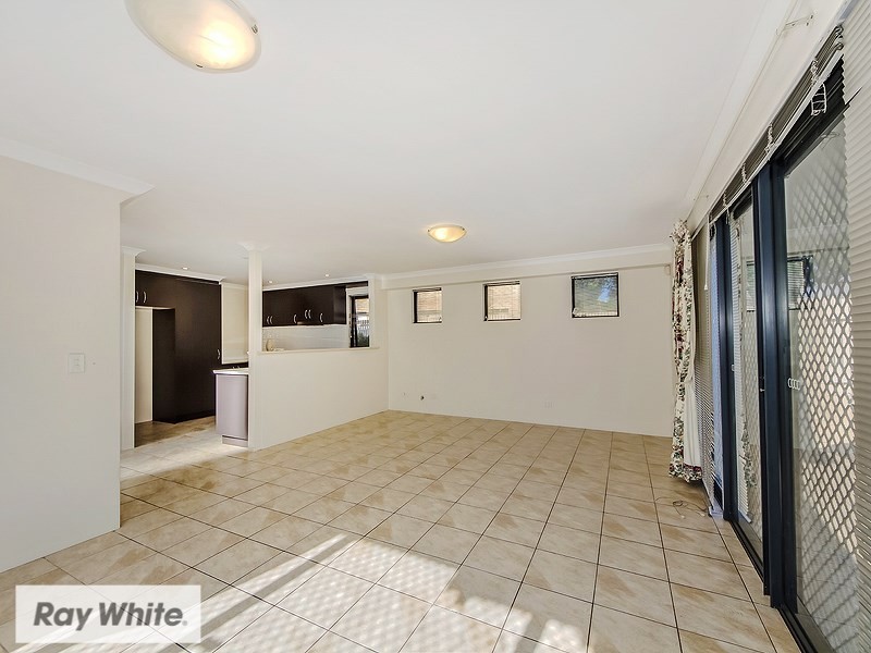 34D Newhaven Way, Nollamara WA 6061