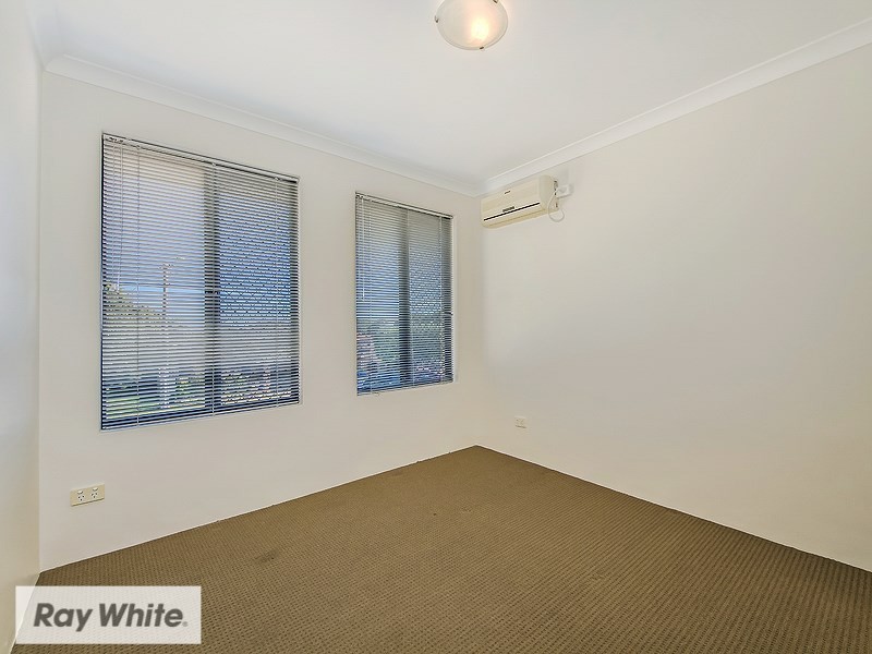 34D Newhaven Way, Nollamara WA 6061